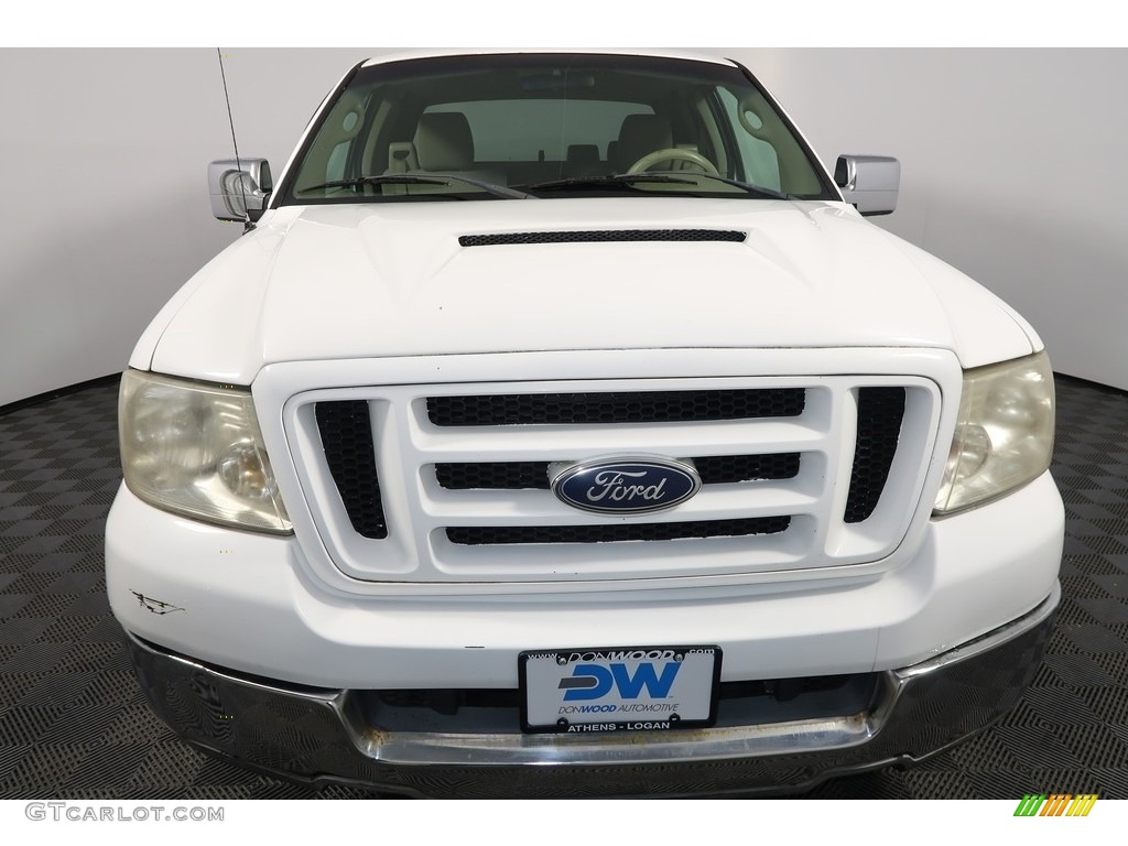 2004 F150 XLT SuperCab - Oxford White / Medium/Dark Flint photo #4