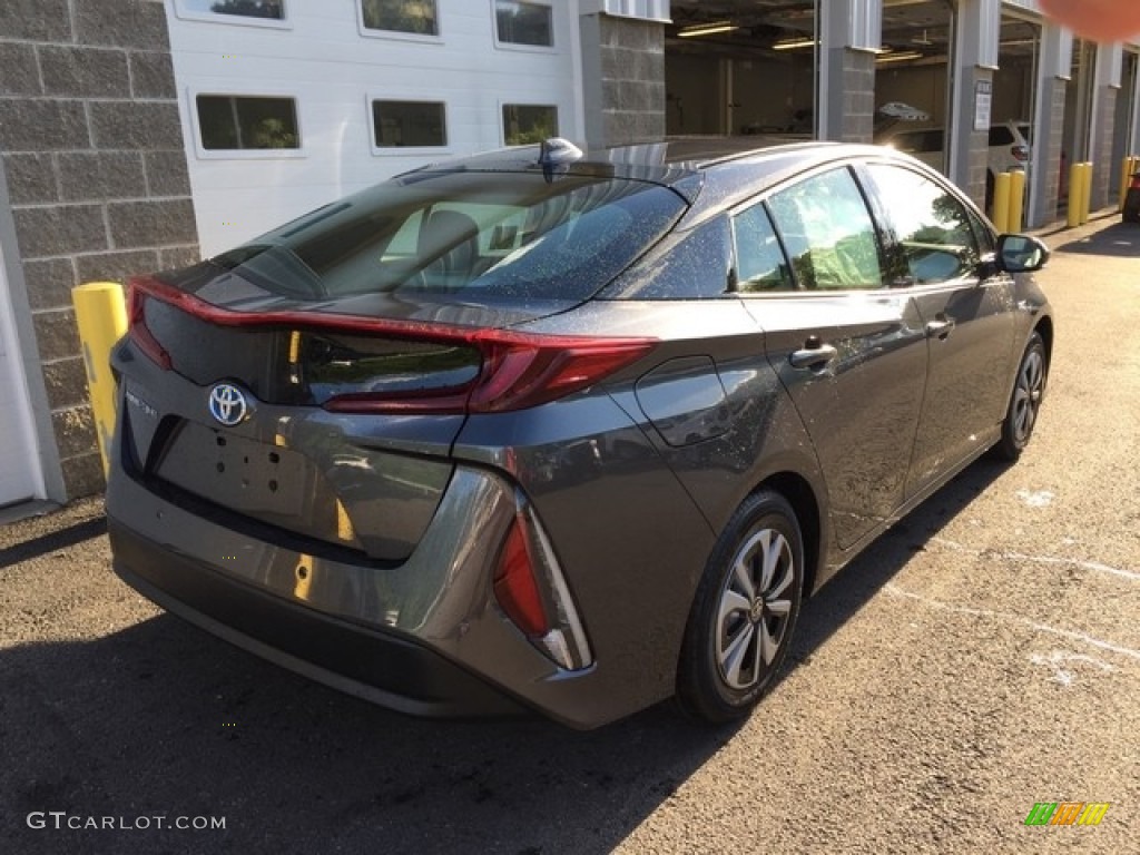 2018 Prius Prime Advanced - Magnetic Gray Metallic / Moonstone photo #3