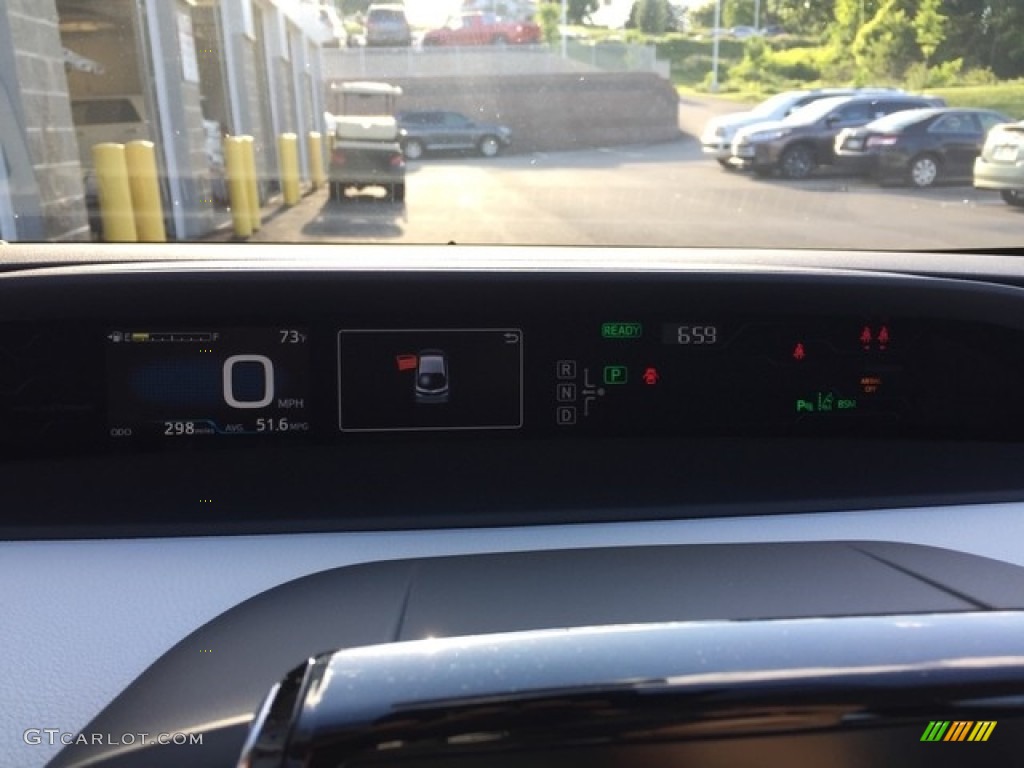 2018 Prius Prime Advanced - Magnetic Gray Metallic / Moonstone photo #16