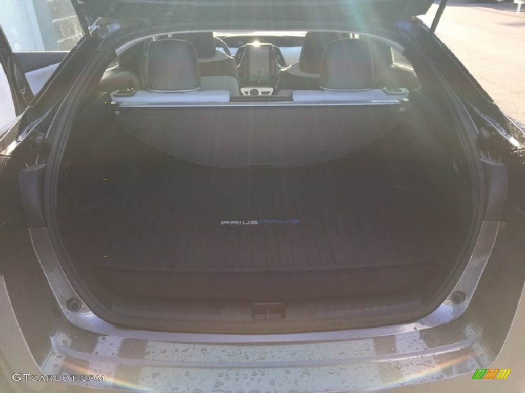 2018 Prius Prime Advanced - Magnetic Gray Metallic / Moonstone photo #24