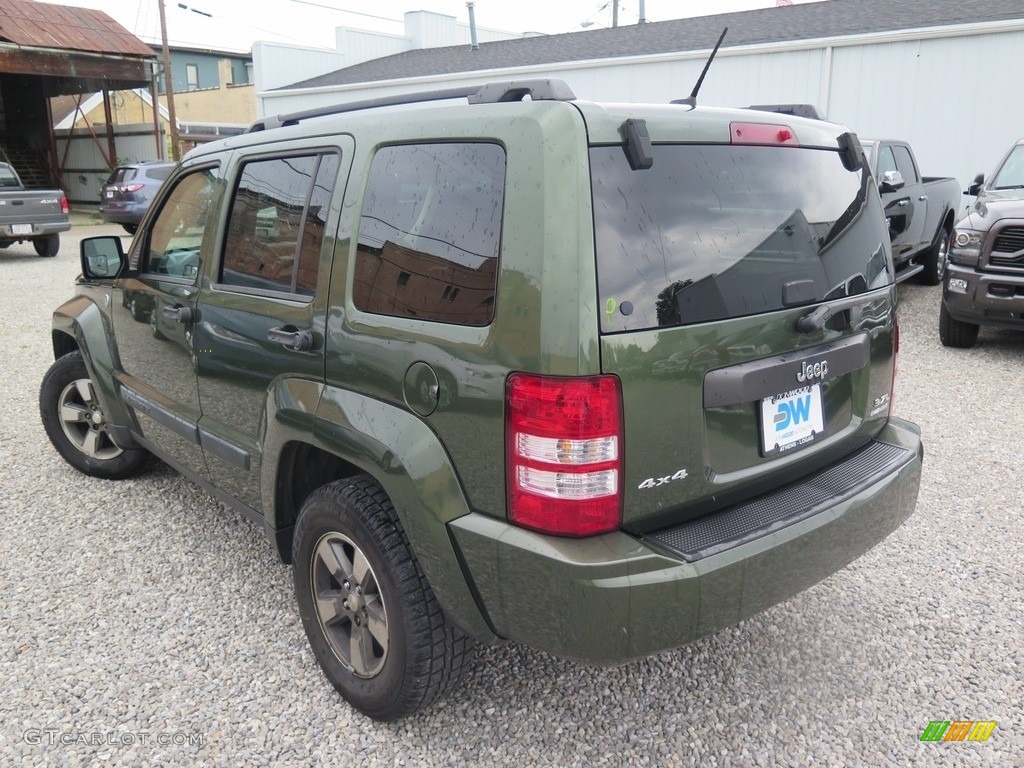 2008 Liberty Sport 4x4 - Jeep Green Metallic / Pastel Slate Gray photo #8