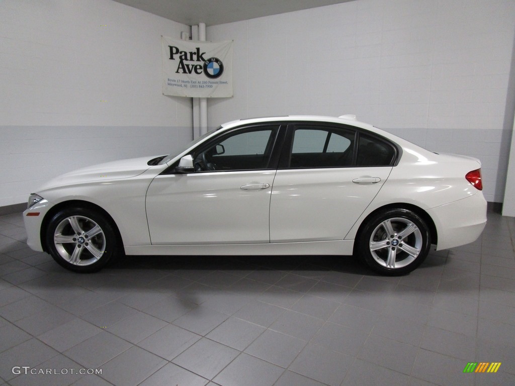 2015 3 Series 328i xDrive Sedan - Alpine White / Black photo #2