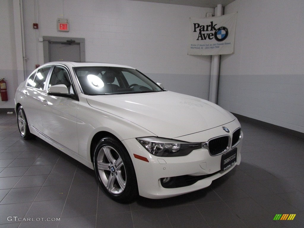 2015 3 Series 328i xDrive Sedan - Alpine White / Black photo #7