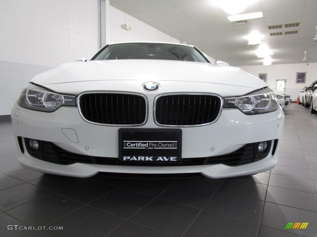2015 3 Series 328i xDrive Sedan - Alpine White / Black photo #8