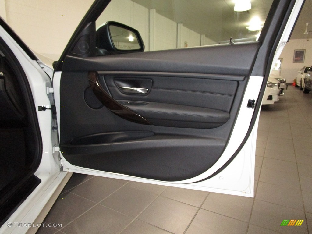 2015 3 Series 328i xDrive Sedan - Alpine White / Black photo #15
