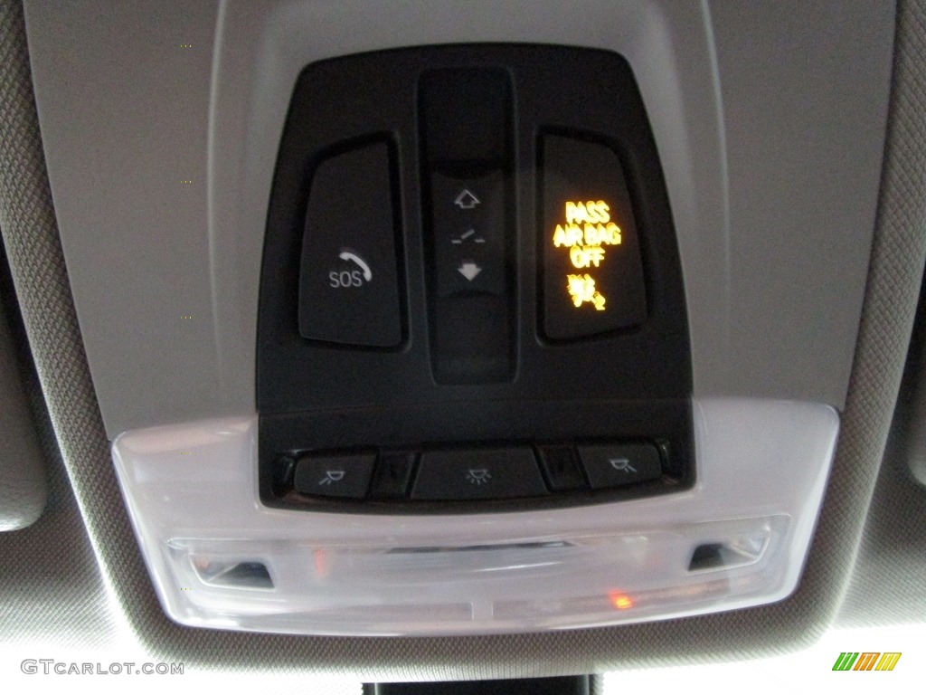2015 3 Series 328i xDrive Sedan - Alpine White / Black photo #28