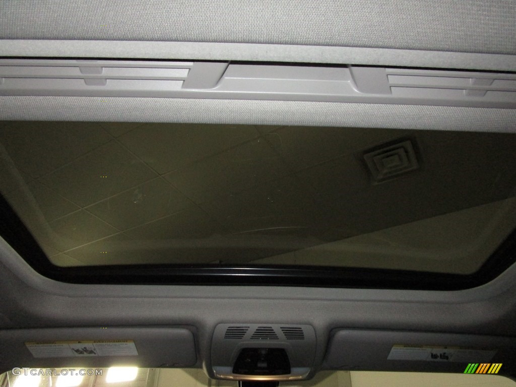2015 3 Series 328i xDrive Sedan - Alpine White / Black photo #29