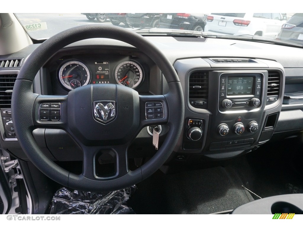 2018 1500 Express Crew Cab - Bright Silver Metallic / Black/Diesel Gray photo #6