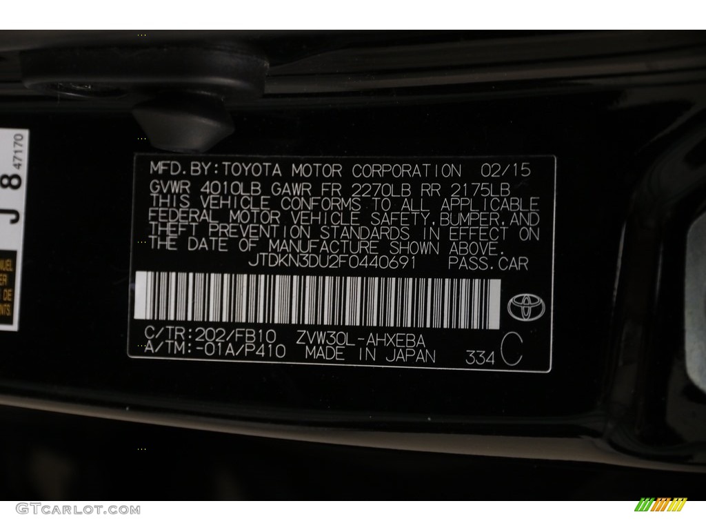 2015 Prius Two Hybrid - Black / Dark Gray photo #18