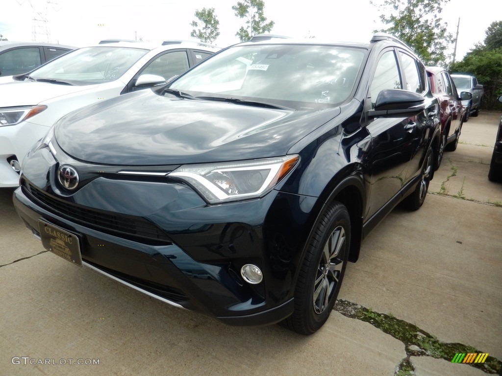 2018 RAV4 XLE - Galactic Aqua Mica / Black photo #1