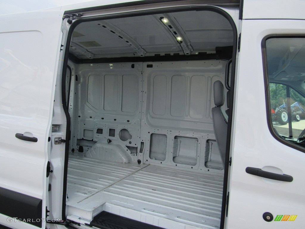 2018 Ford Transit Van 250 MR Regular Trunk Photo #127562970