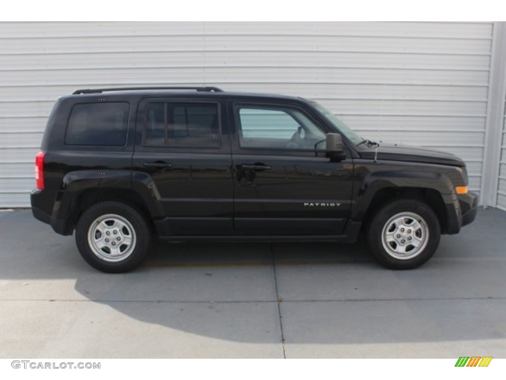 2017 Patriot Sport - Black / Dark Slate Gray photo #10