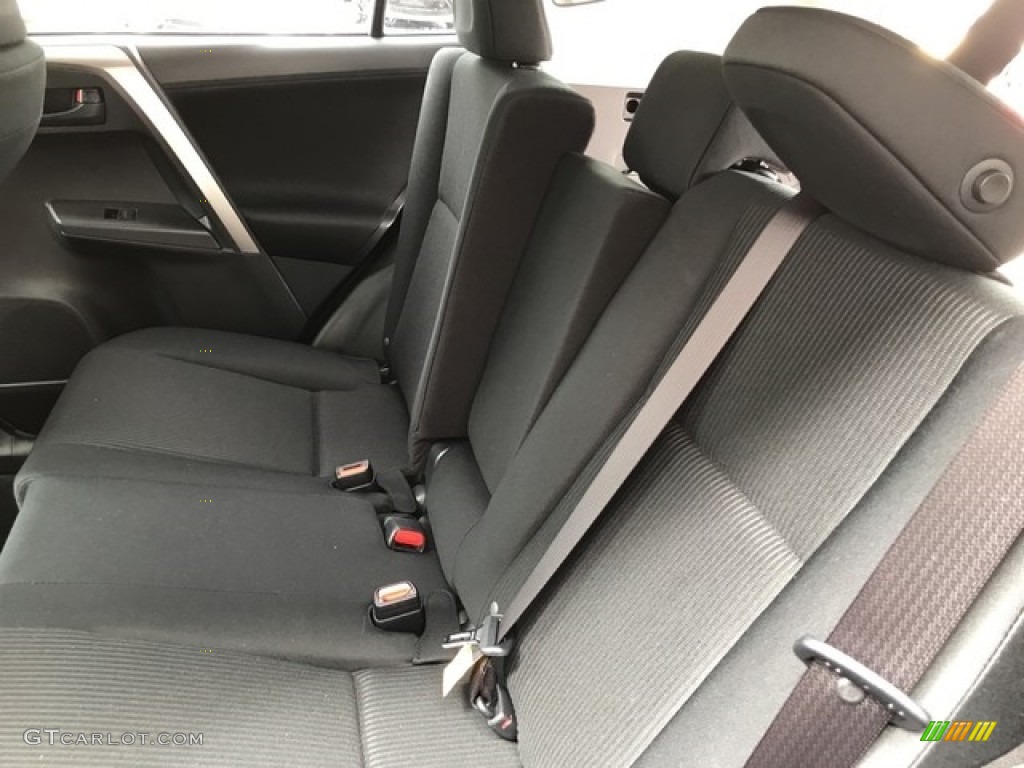 2018 RAV4 LE - Ruby Flare Pearl / Black photo #16