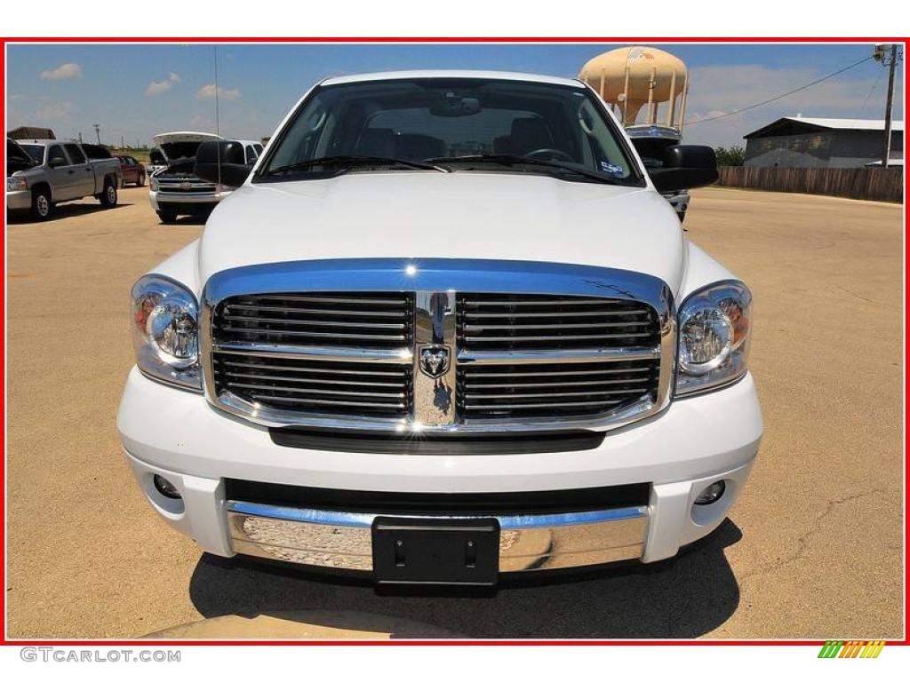 2008 Ram 1500 Laramie Quad Cab 4x4 - Bright White / Medium Slate Gray photo #10