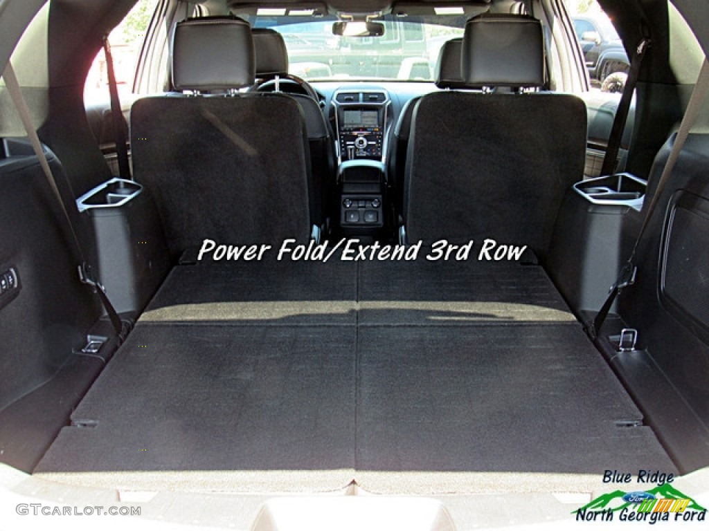 2017 Explorer Platinum 4WD - White Platinum / Ebony Black photo #14