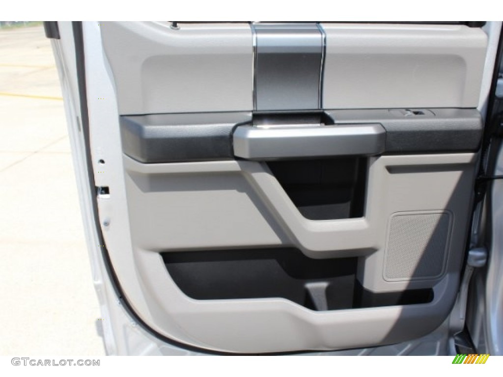 2018 F150 XLT SuperCrew 4x4 - Ingot Silver / Earth Gray photo #25