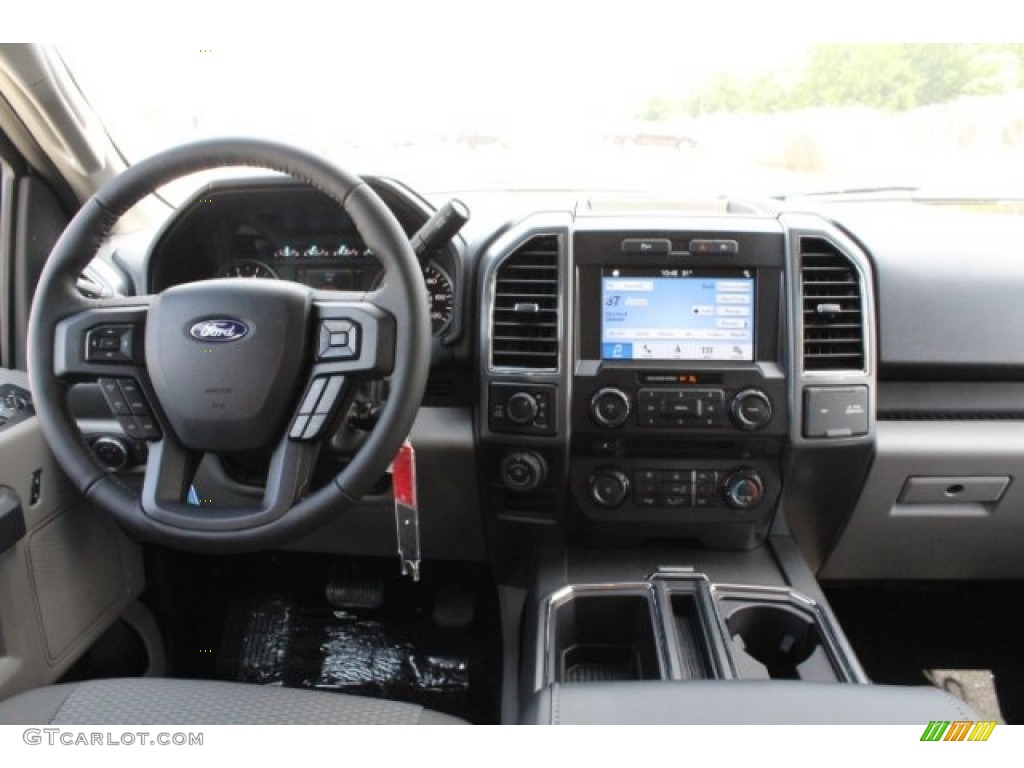 2018 F150 XLT SuperCrew 4x4 - Ingot Silver / Earth Gray photo #27