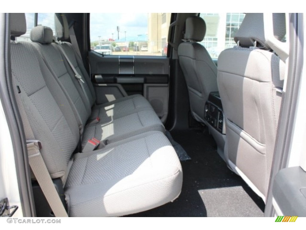 2018 F150 XLT SuperCrew 4x4 - Ingot Silver / Earth Gray photo #31