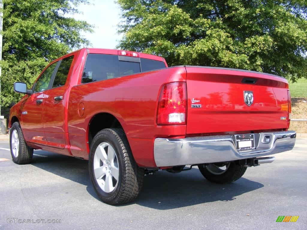 2009 Ram 1500 SLT Quad Cab - Inferno Red Crystal Pearl / Dark Slate/Medium Graystone photo #2