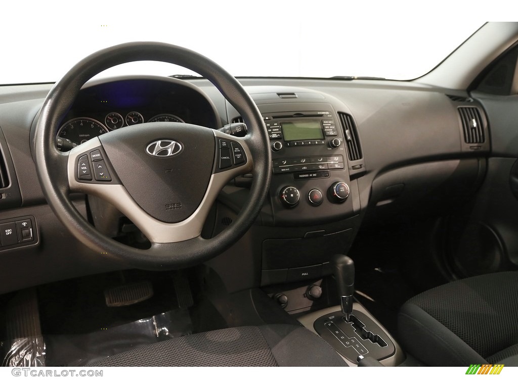 2010 Elantra Touring GLS - Chilipepper Red / Black photo #6