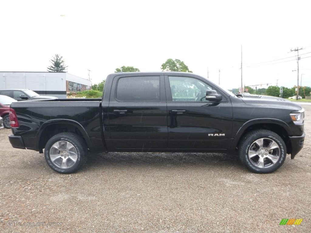 2019 1500 Laramie Crew Cab 4x4 - Diamond Black Crystal Pearl / Black photo #6