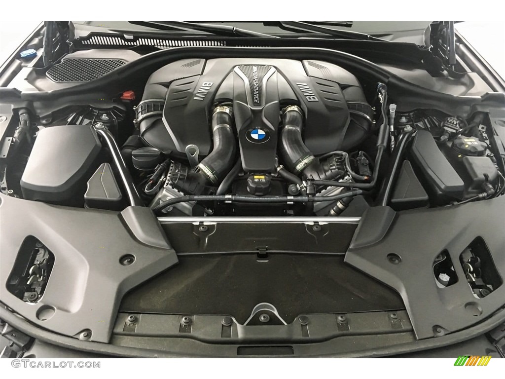 2018 5 Series M550i xDrive Sedan - Dark Graphite Metallic / Ivory White photo #8