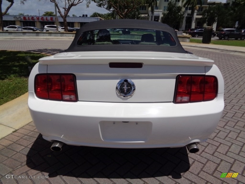 2007 Mustang V6 Premium Convertible - Performance White / Medium Parchment photo #40