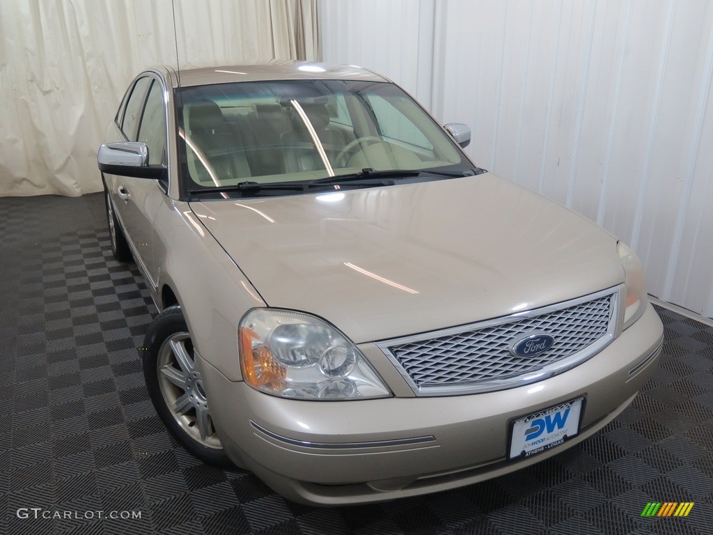 2005 Five Hundred Limited - Pueblo Gold Metallic / Pebble Beige photo #2