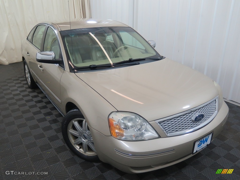2005 Five Hundred Limited - Pueblo Gold Metallic / Pebble Beige photo #4