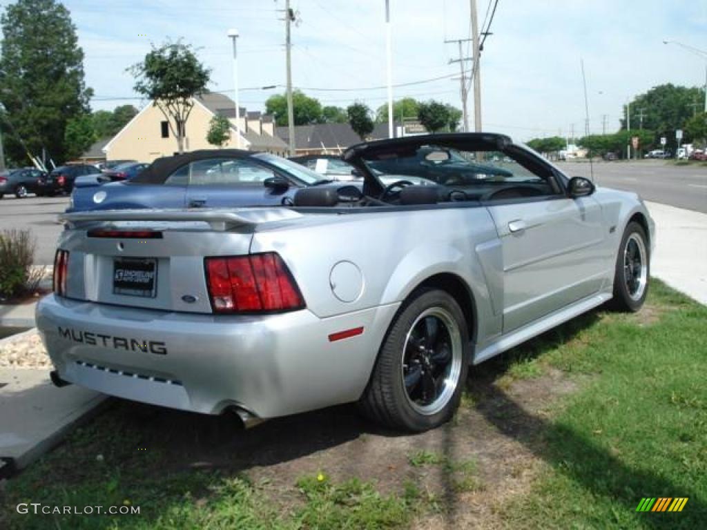2001 Mustang GT Convertible - Silver Metallic / Dark Charcoal photo #3