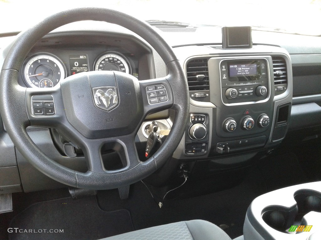 2014 1500 Express Regular Cab 4x4 - True Blue Pearl Coat / Black/Diesel Gray photo #25