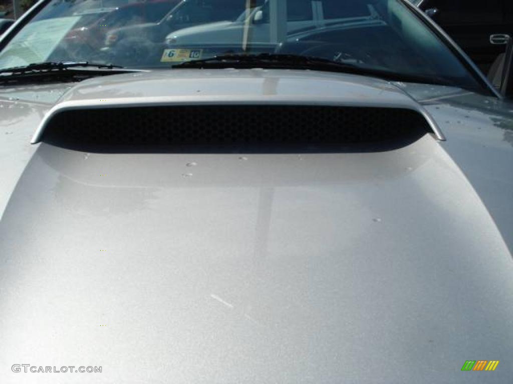 2001 Mustang GT Convertible - Silver Metallic / Dark Charcoal photo #15