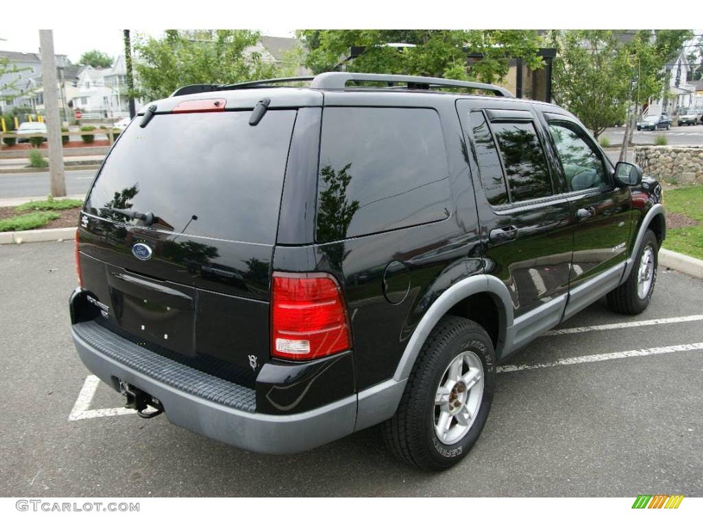 2002 Explorer XLT 4x4 - Black Clearcoat / Graphite photo #5