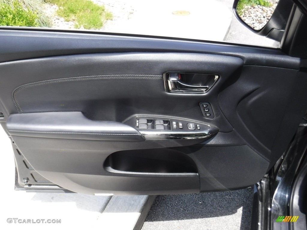 2013 Avalon XLE - Attitude Black Pearl / Black photo #14