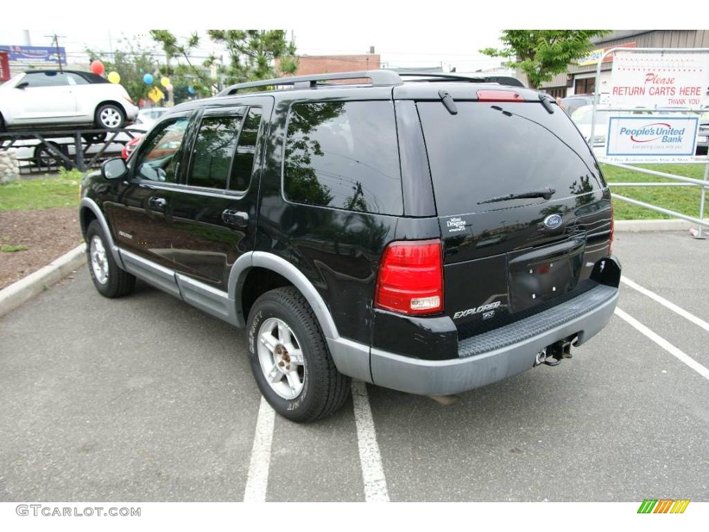2002 Explorer XLT 4x4 - Black Clearcoat / Graphite photo #7