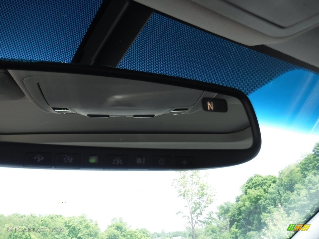2013 Avalon XLE - Attitude Black Pearl / Black photo #21
