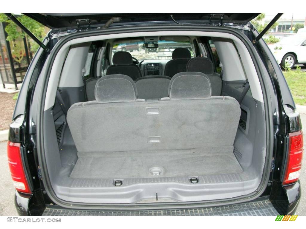2002 Explorer XLT 4x4 - Black Clearcoat / Graphite photo #8
