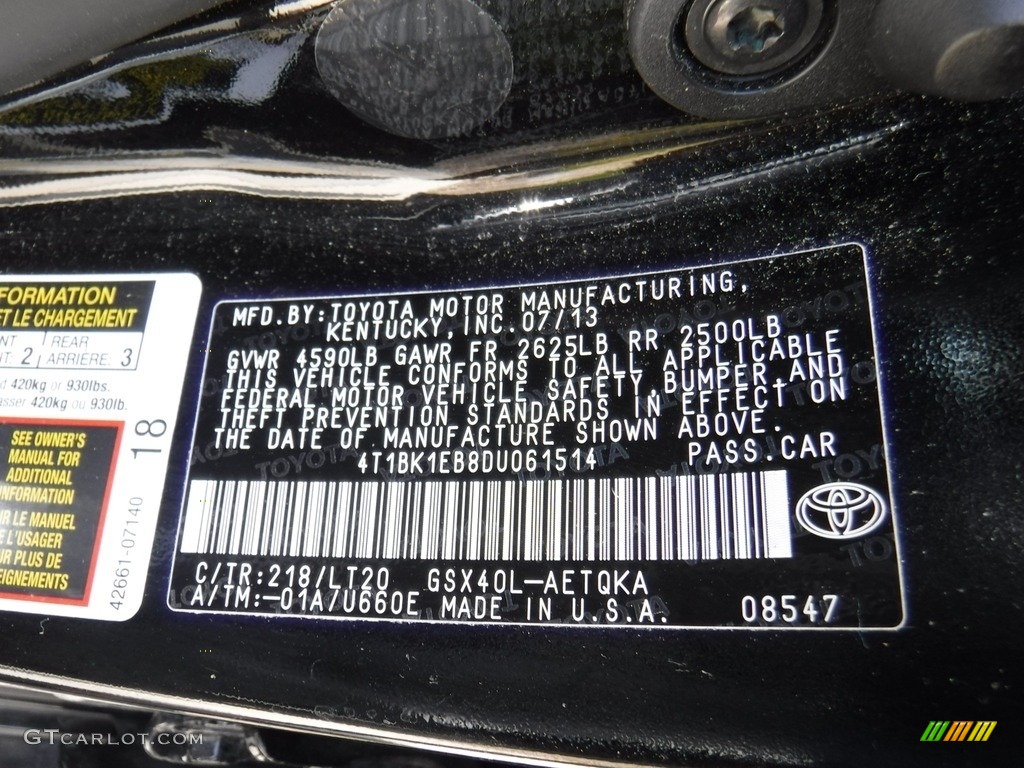 2013 Avalon XLE - Attitude Black Pearl / Black photo #27
