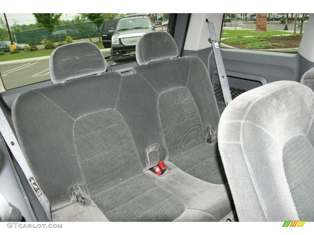 2002 Explorer XLT 4x4 - Black Clearcoat / Graphite photo #13