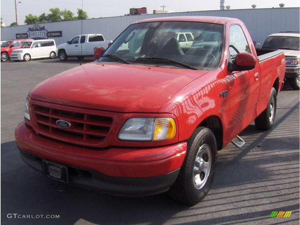 2002 F150 XL Regular Cab - Bright Red / Medium Graphite photo #1