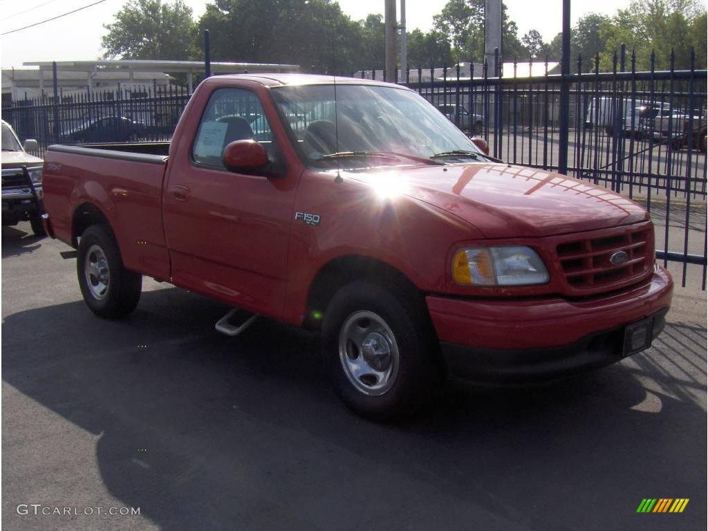 2002 F150 XL Regular Cab - Bright Red / Medium Graphite photo #2