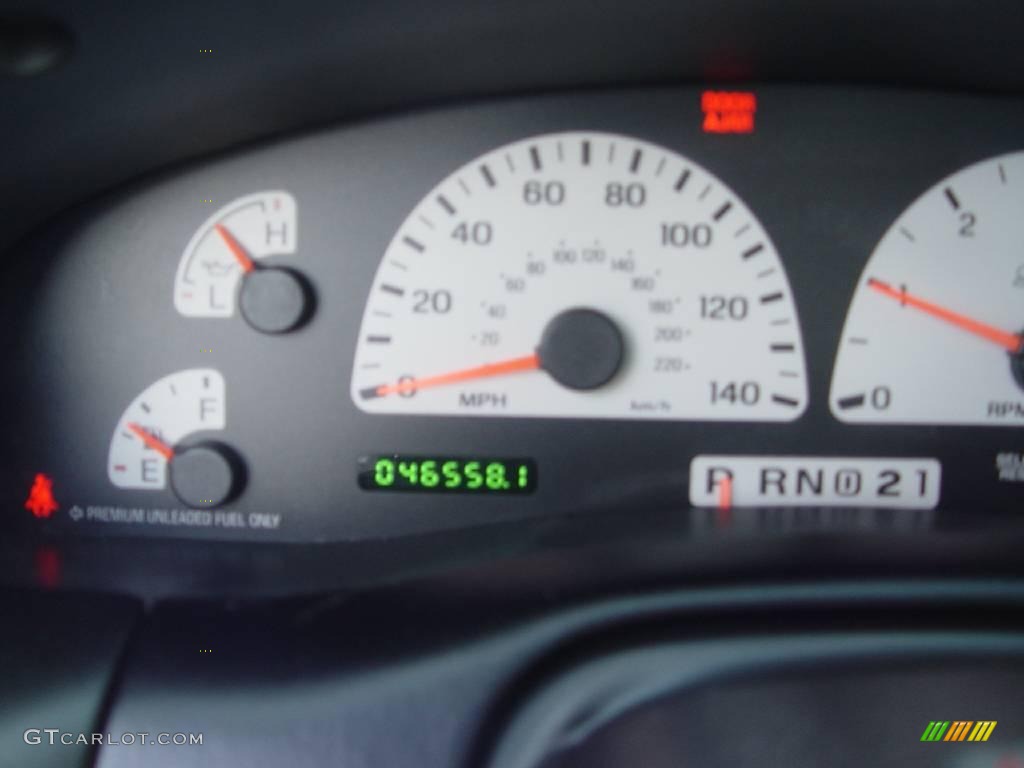 2002 F150 SVT Lightning - Black / SVT Medium Graphite photo #16