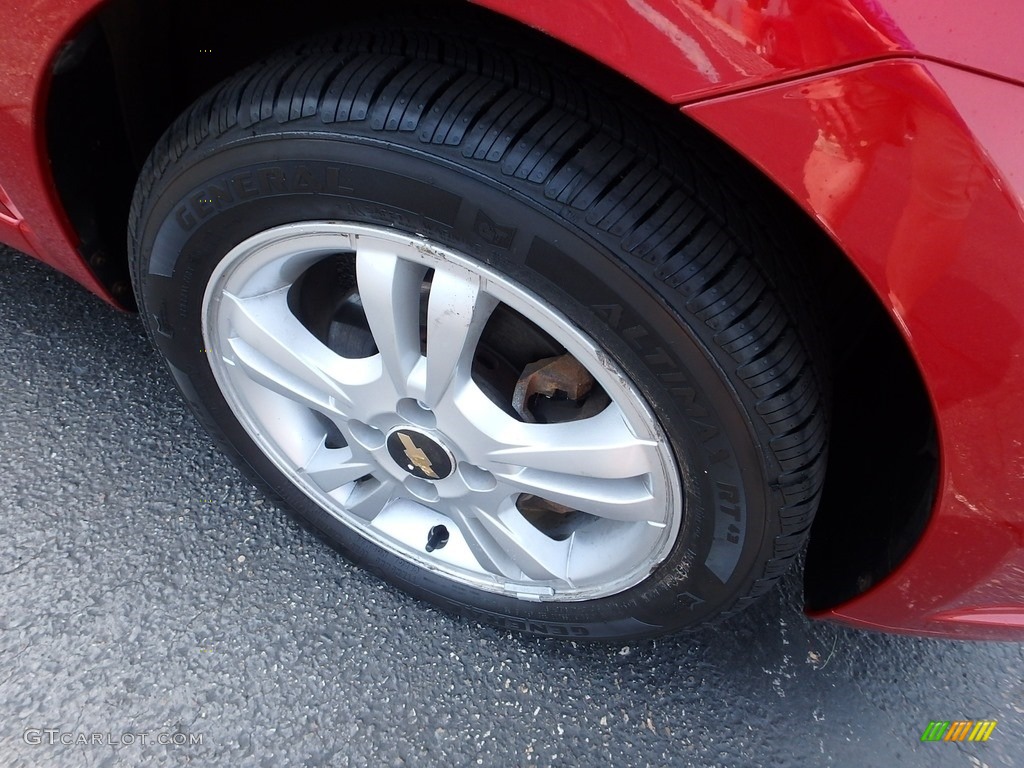 2011 Aveo Aveo5 LT - Sport Red / Charcoal photo #14