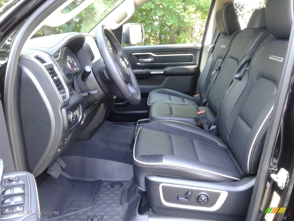 2019 1500 Laramie Crew Cab 4x4 - Diamond Black Crystal Pearl / Black photo #10