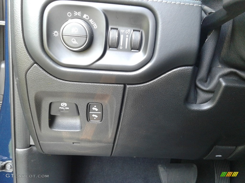 2019 Ram 1500 Limited Crew Cab 4x4 Controls Photo #127601232
