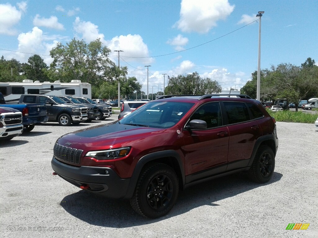 2019 Cherokee Trailhawk 4x4 - Velvet Red Pearl / Black photo #1