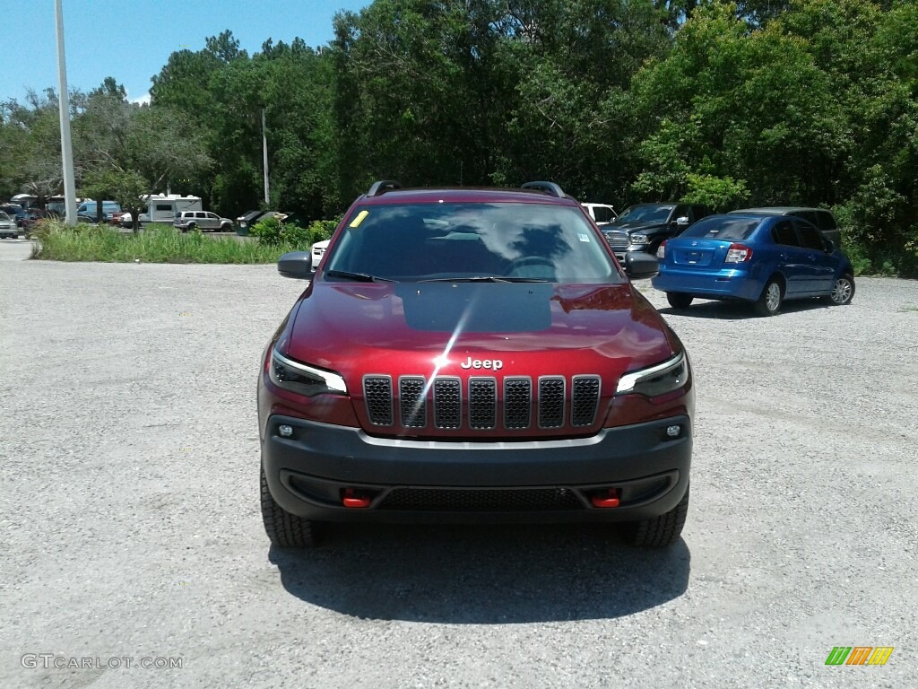 2019 Cherokee Trailhawk 4x4 - Velvet Red Pearl / Black photo #8