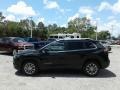 2019 Diamond Black Crystal Pearl Jeep Cherokee Latitude Plus  photo #2