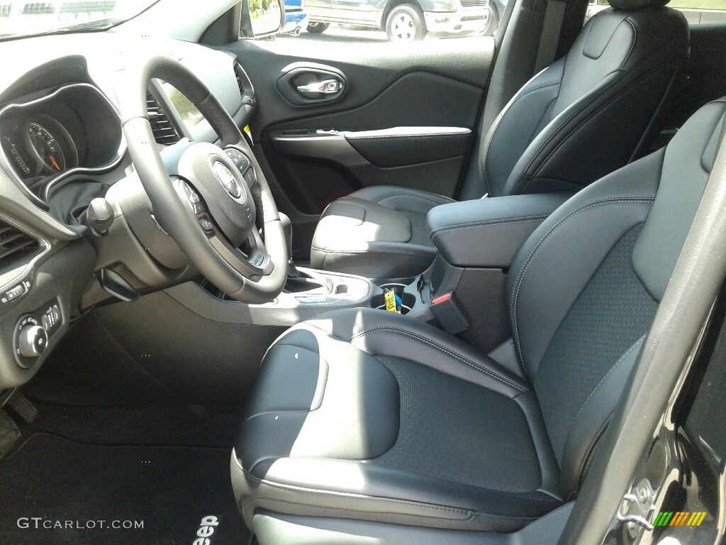 2019 Jeep Cherokee Latitude Plus Front Seat Photo #127606092