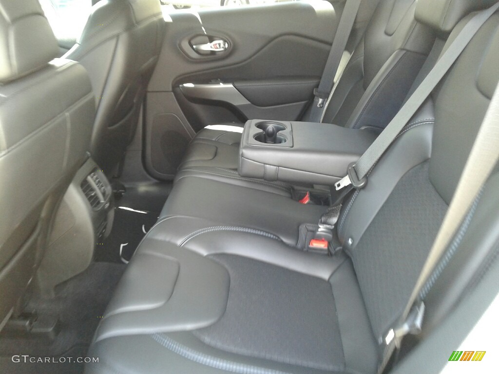 2019 Jeep Cherokee Latitude Plus Rear Seat Photo #127606119